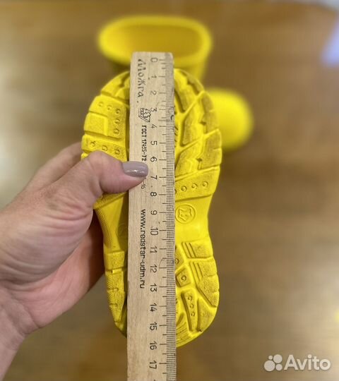 Резиновые сапоги