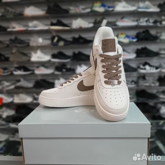 Кроссовки Nike Force 1