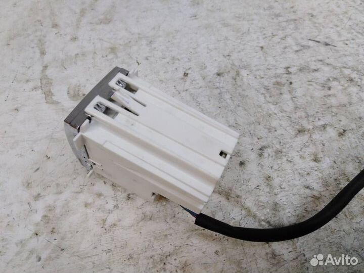 Часы A2218270370 Мерседес W221 S