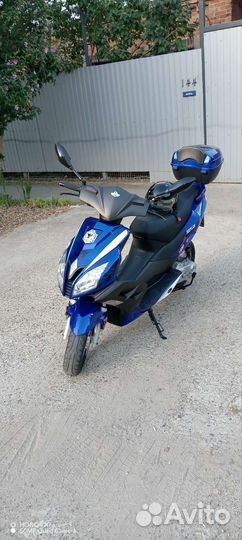 Обвес правый скутора