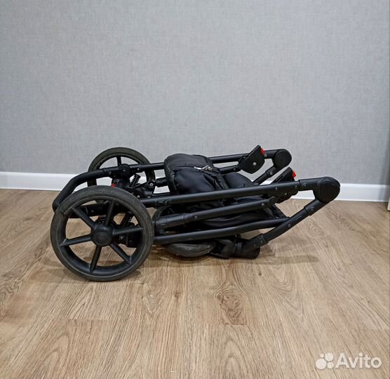 Коляска 2 в 1 Camarelo Ollio