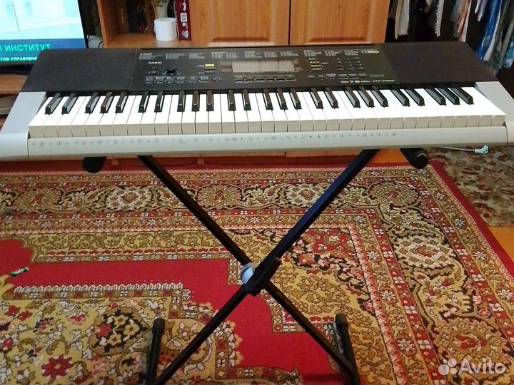 Синтезатор casio