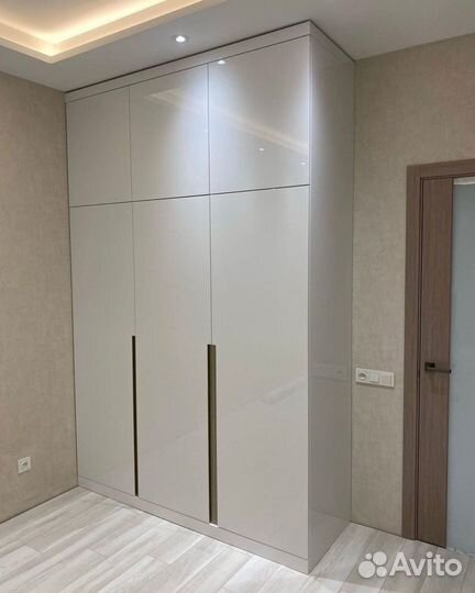 Стенка в гостиную