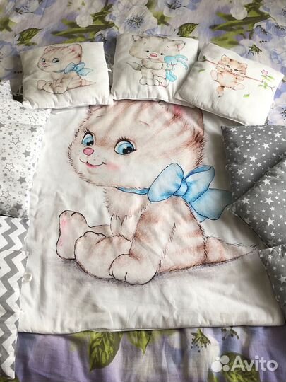 Бортики в кроватку и одеяло