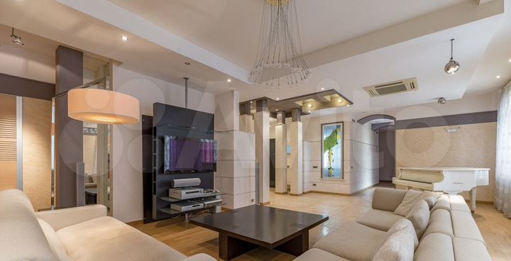 5-к. квартира, 280 м², 3/7 эт.