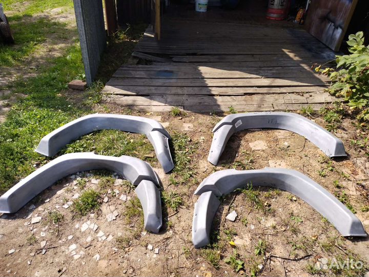 Продам расширители арок на патриот И симбирь