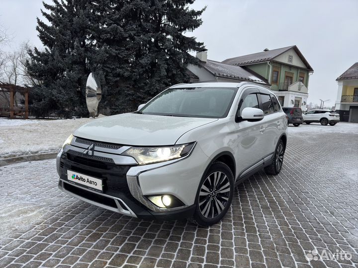 Mitsubishi Outlander 2.4 CVT, 2018, 82 000 км