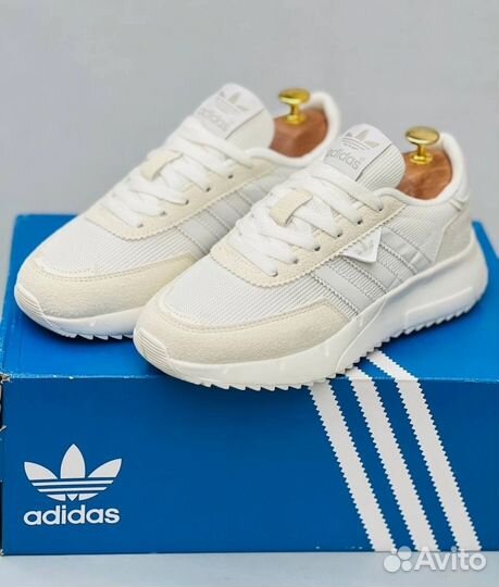 Кроссовки Adidas Retropy