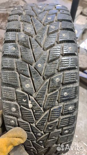 Dunlop SP Winter Ice 02 195/55 R15 88T