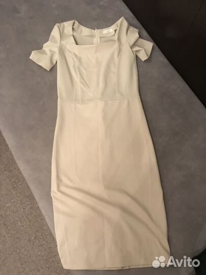 Шорты, гетры, шляпа, платье