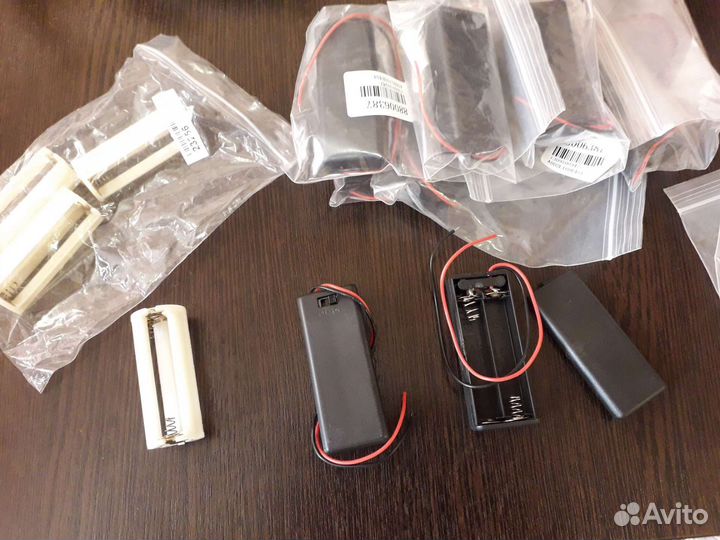 Держатель бокс контейнер для батареек и аккум ааа
