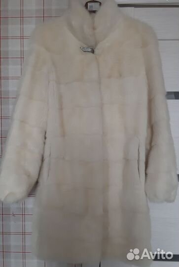Шуба норковая 46 48 белая б.у в хорошем состоянии