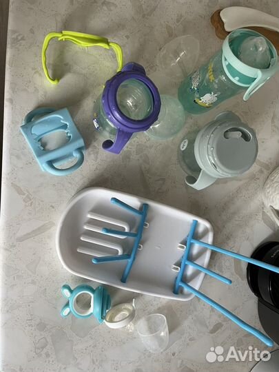 Поильник, ниблер, держатели для бутылочек