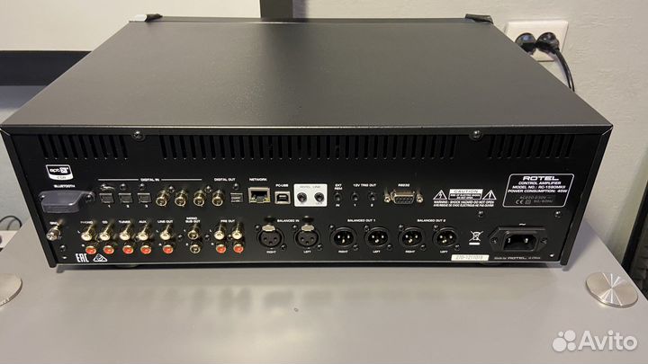 Предварительный усилитель Rotel RC-1590mkii