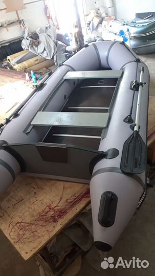 Новые Лодка килевая 300 Новые