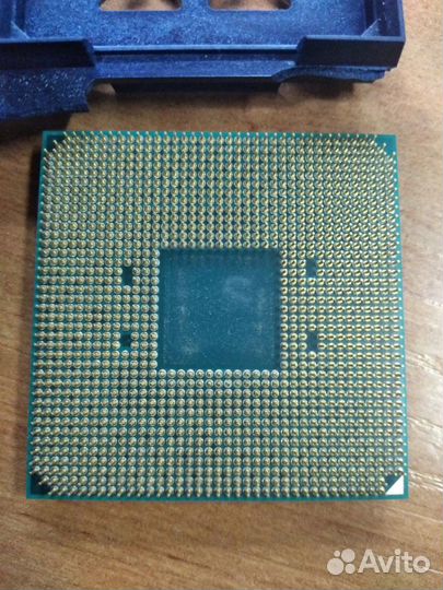 Процессор AMD Ryzen 3 1200