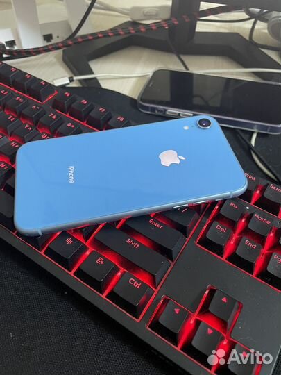 iPhone Xr, 128 ГБ