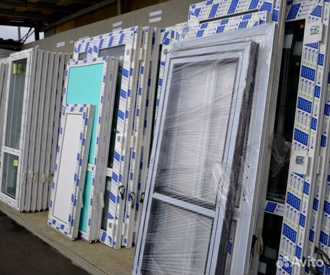 Пластиковые двери 90х210