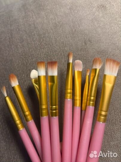 Кисти для макияжа