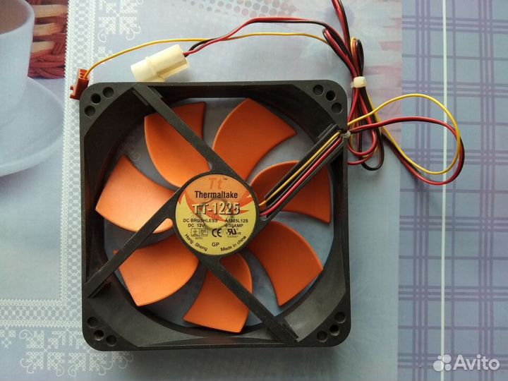 Вентилятор для корпуса 120 мм