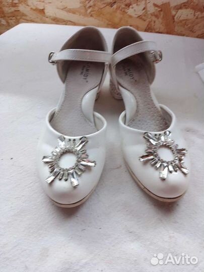 Туфли детские на девочку размер 33