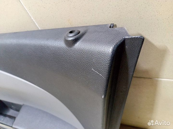 Обшивка двери передней правой Aveo (T300) 2011