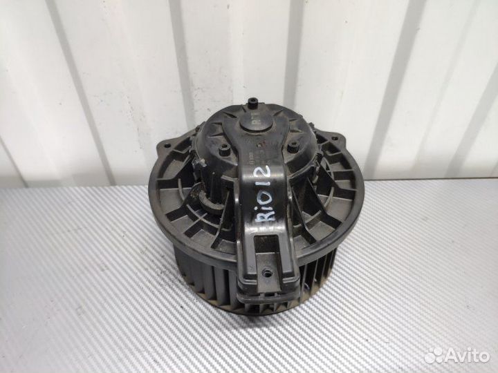 Мотор печки Kia Rio QB 1.6 G4FC 2013