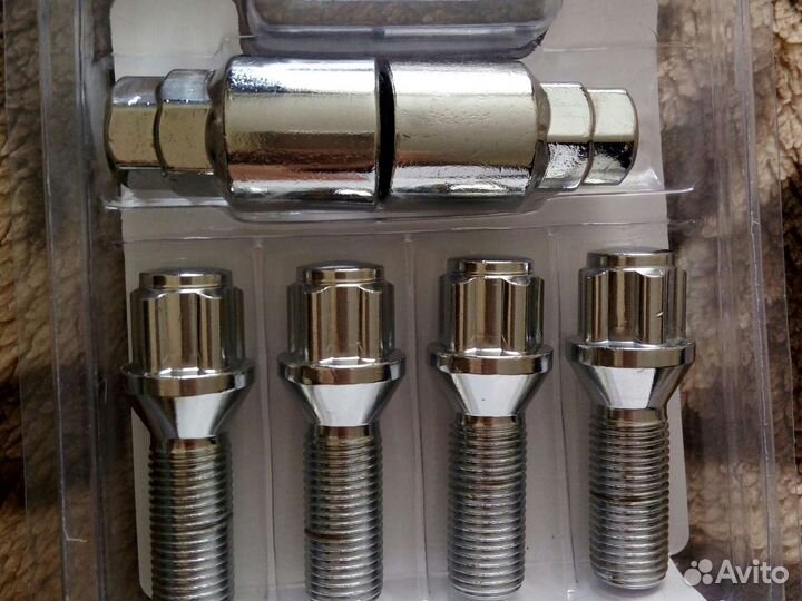 Секретки болты. M141.5. L 32