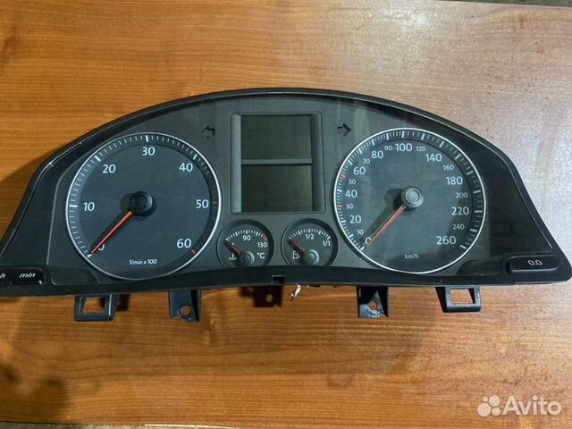 Панель приборов Vw Golf 5 BKC 2005