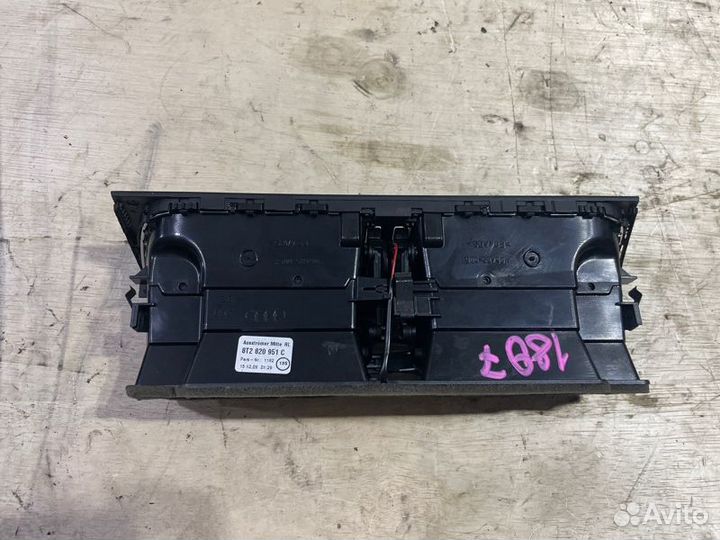 Воздуховод печки Audi A4 8K2 CDH 2007-2011