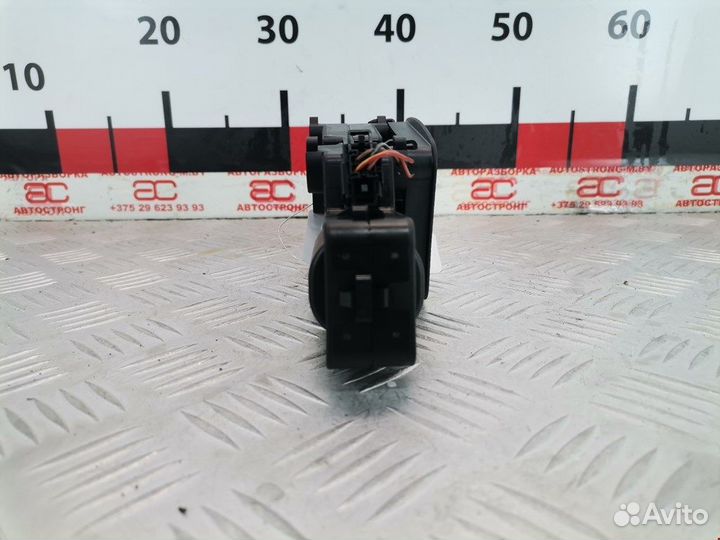 Замок крышки багажника для Skoda Superb (3T)