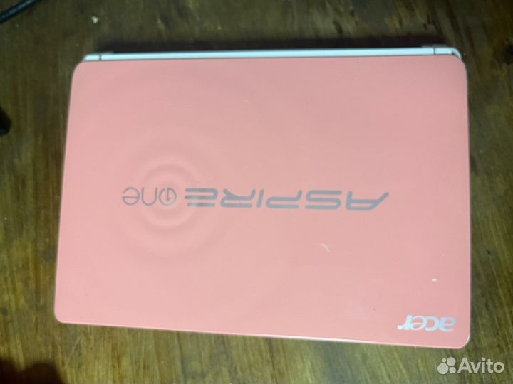 Нетбук Acer aspire one