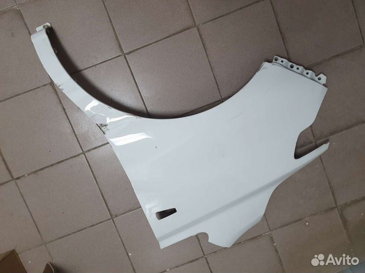 Крыло Hyundai Н-1 2019