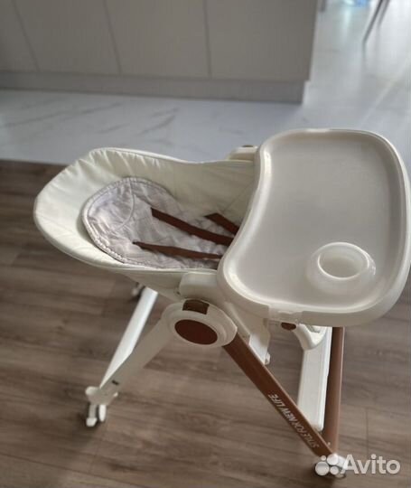 Стульчик для кормления happy baby berny v2