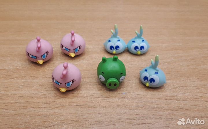 Игрушки из шоколадных яиц Angry Birds Stella