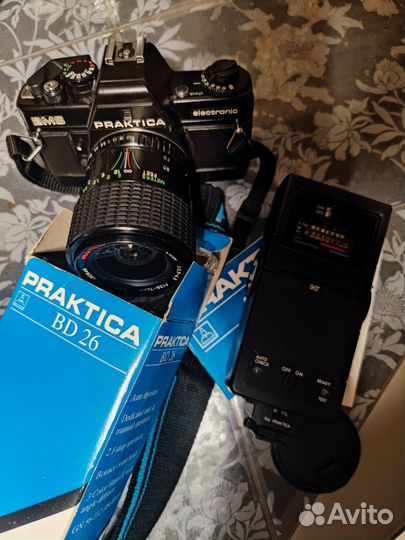 Плёночный фотоаппарат Praktica B M S