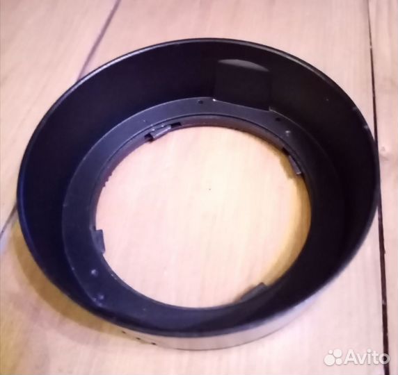 Бленда солнцезащитная для объектива