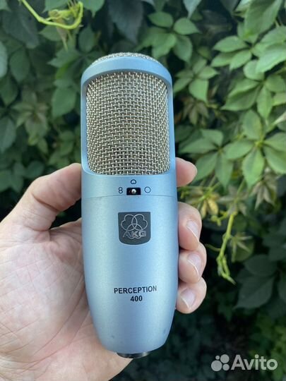 Студийный микрофон akg perception 400