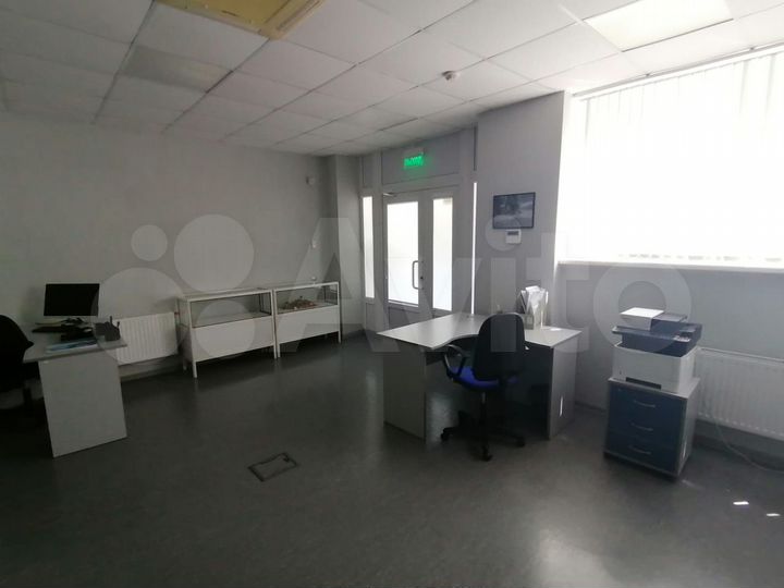 Коммерческое помещение свободного назначения 76 кв