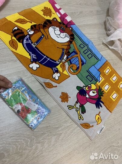 Детское полотенце лицензионное+5 носовых платков