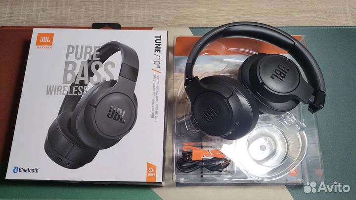 Наушники JBL Tune 710bt