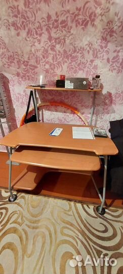 Компьютерный стол