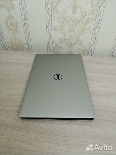 Ультрабук dell XPS 13