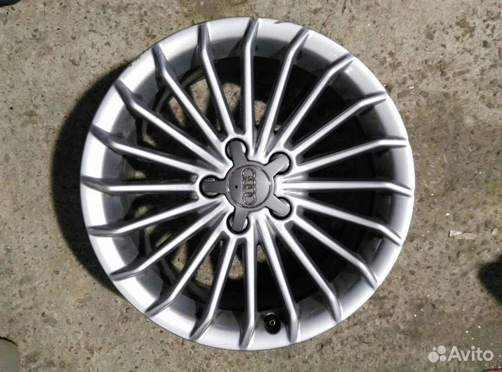 Диски R 17 Ауди 8K0 601025 CF. Поштучно