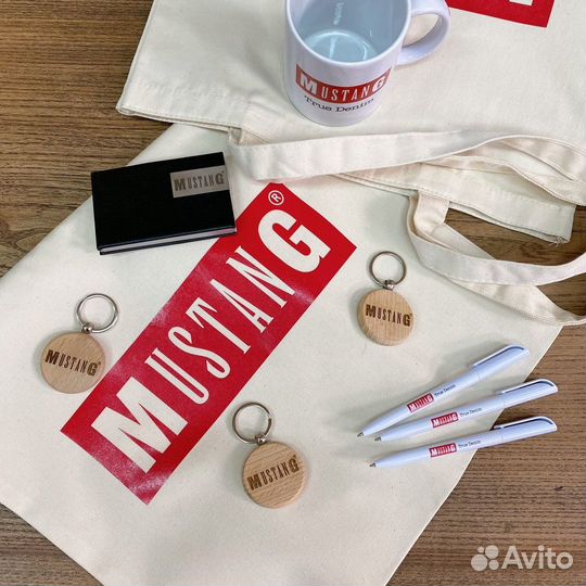 Печать на ежедневниках, ручках и календарях