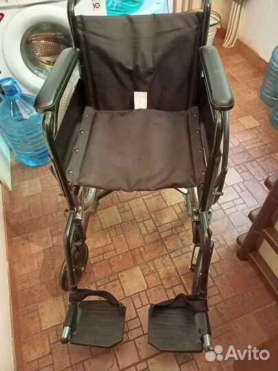 Инвалидная коляска складная бу