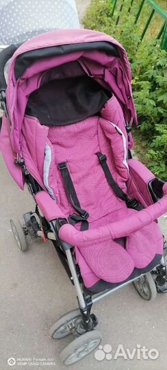 Прогулочная коляска