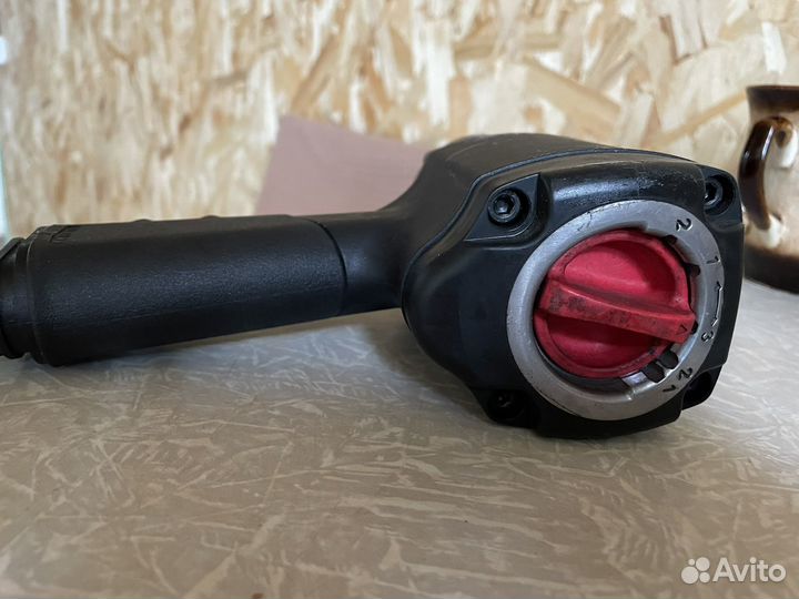 Пневматический пистолет