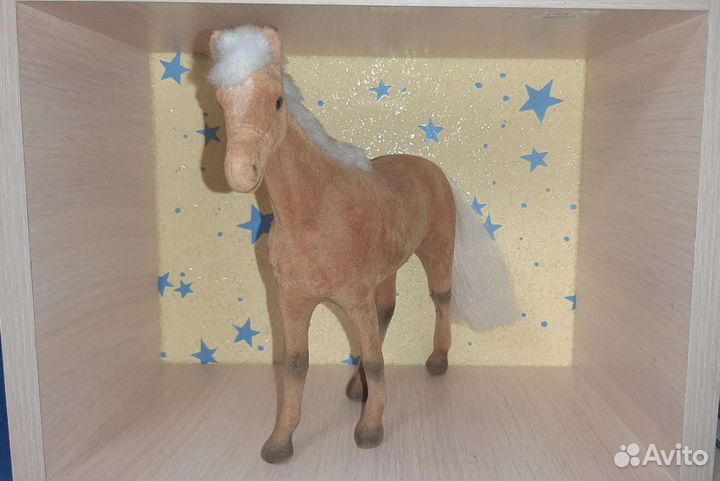 Лошадь флок