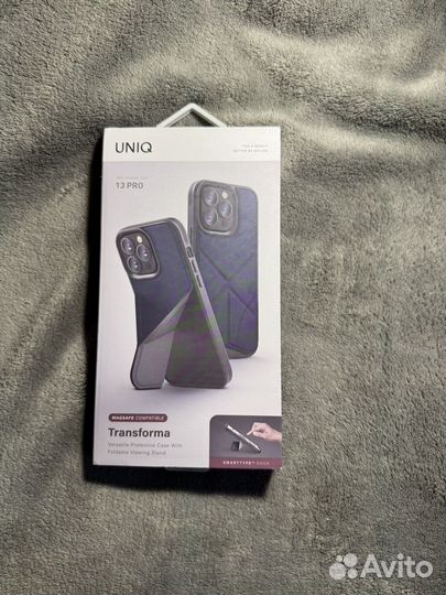 Чехлы на iPhone 13 pro